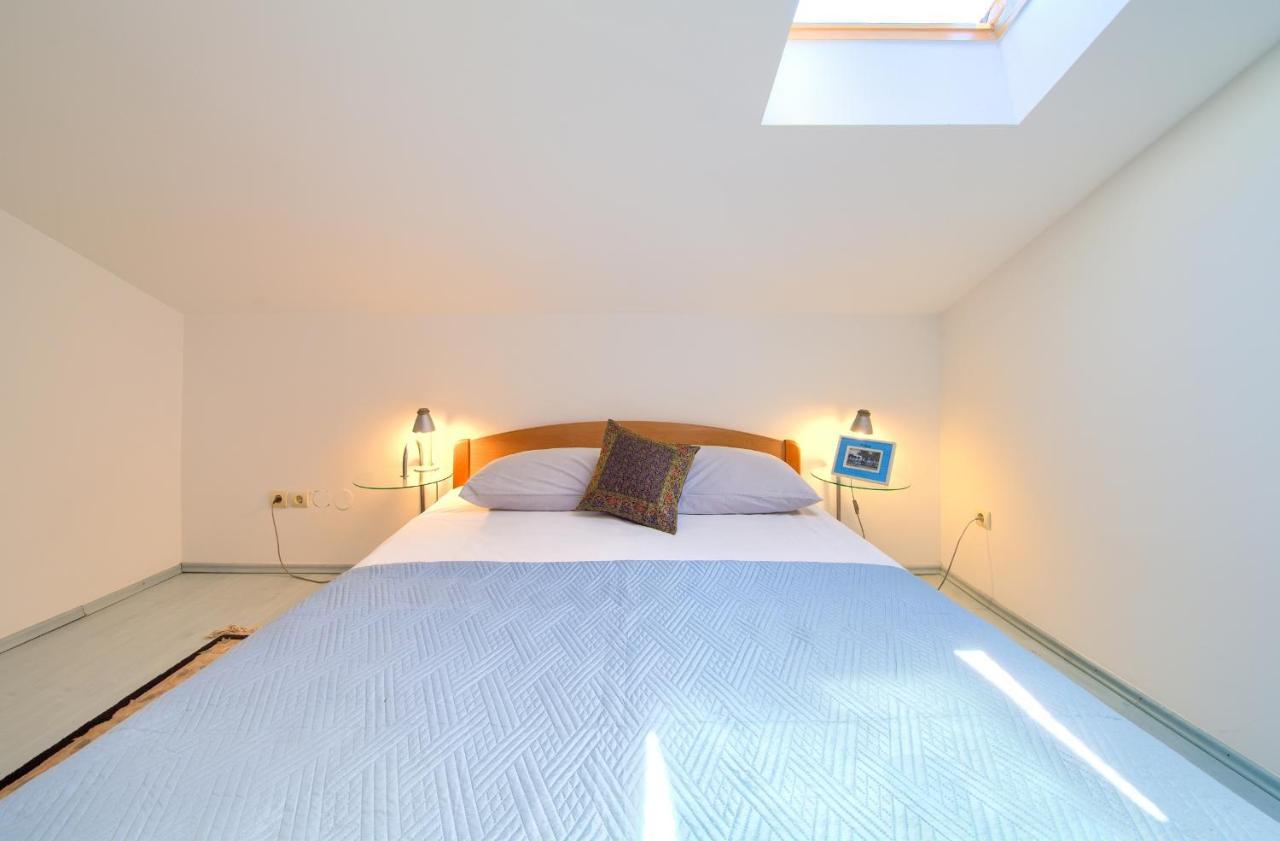 Apartments Dundo Njivice Luaran gambar